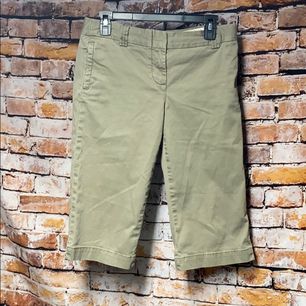 J.Crew Bermuda Khaki Mid Rise NWOT FLAWLESS 4